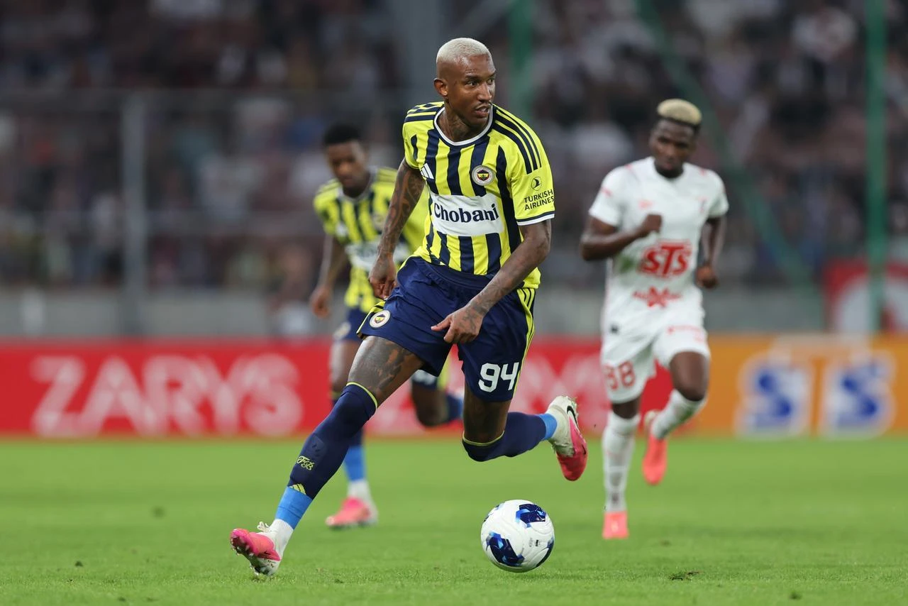Talisca (94) of Fenerbahce in action during the UEFA Champions League second leg of the second qualifying round between Gornik Zabrze and Fenerbahce at Arena Zabrze in Zabrze, Poland, July 29, 2026. (AA Photo)