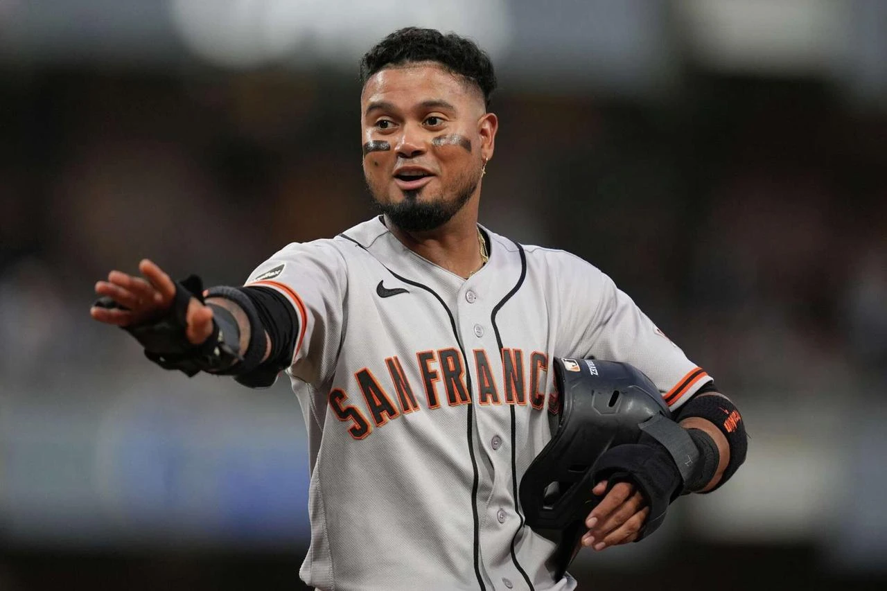 Phillies set to acquire Luis Arraez from Giants in deadline-day trade