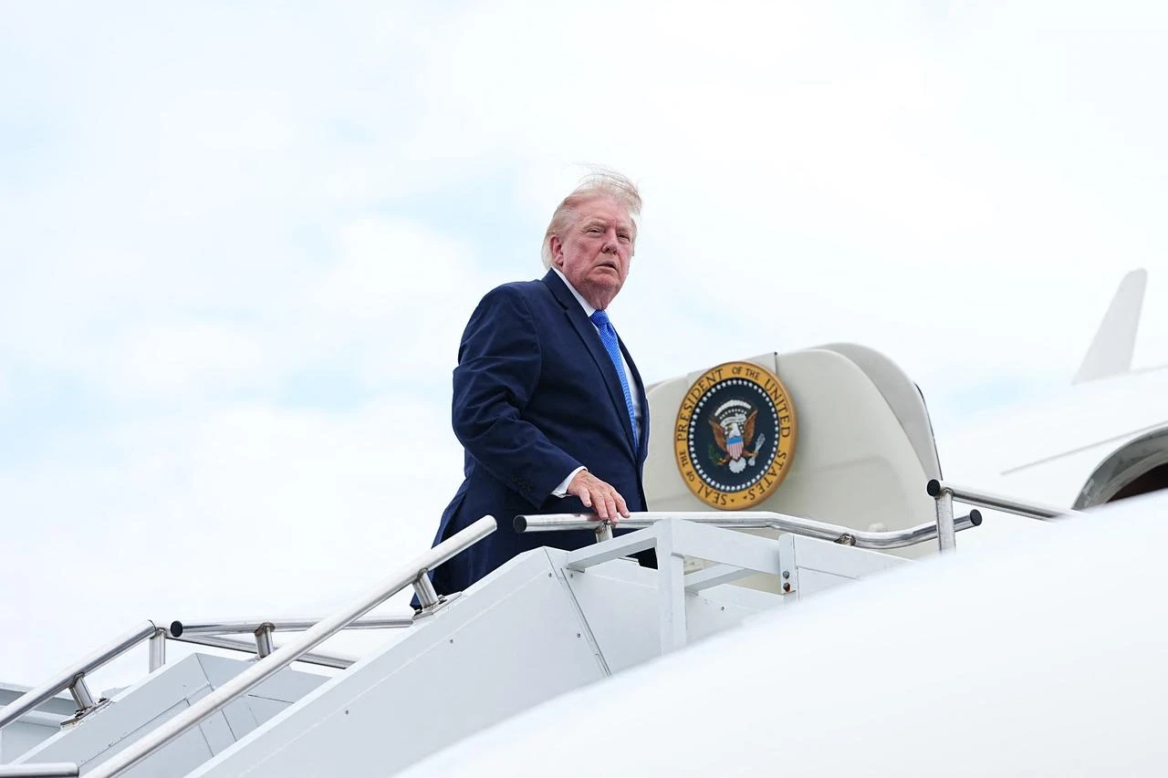 Trump says US-Iran talks resume Aug. 3 as Tehran rejects Hormuz deal claims Image