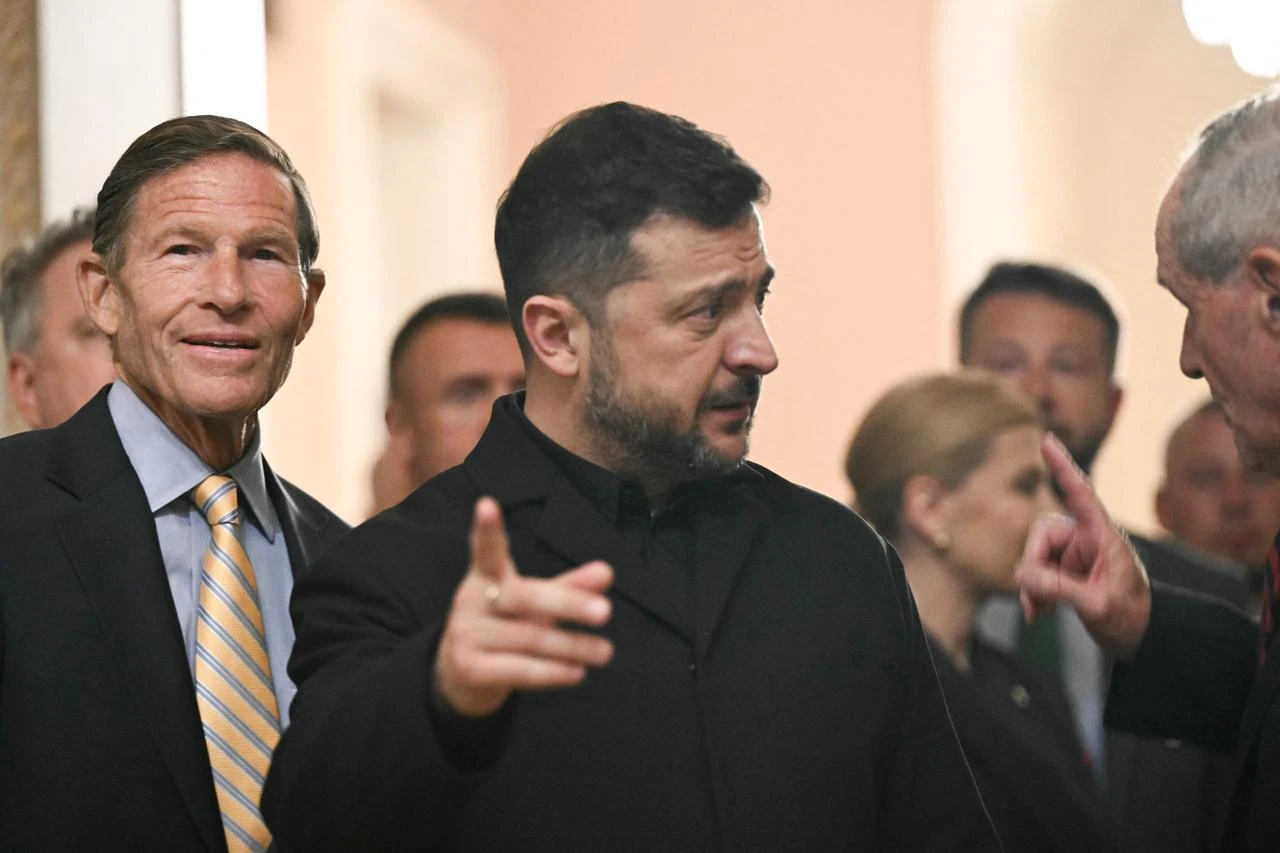 Ukrainian President Volodymyr Zelensky arrives for a meeting with senators at the US Capitol in Washington, DC, on July 28, 2026. (AFP Photo)