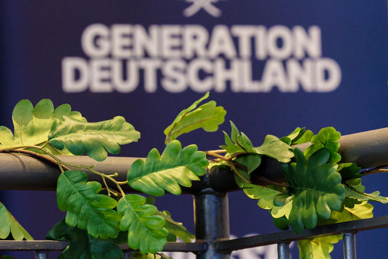 Plastic oak branches decorate the federal congress of Generation Germany, the youth organization of the far-right Alternative for Germany (AfD) party, in Magdeburg, eastern Germany, on August 29, 2026. (AFP Photo)