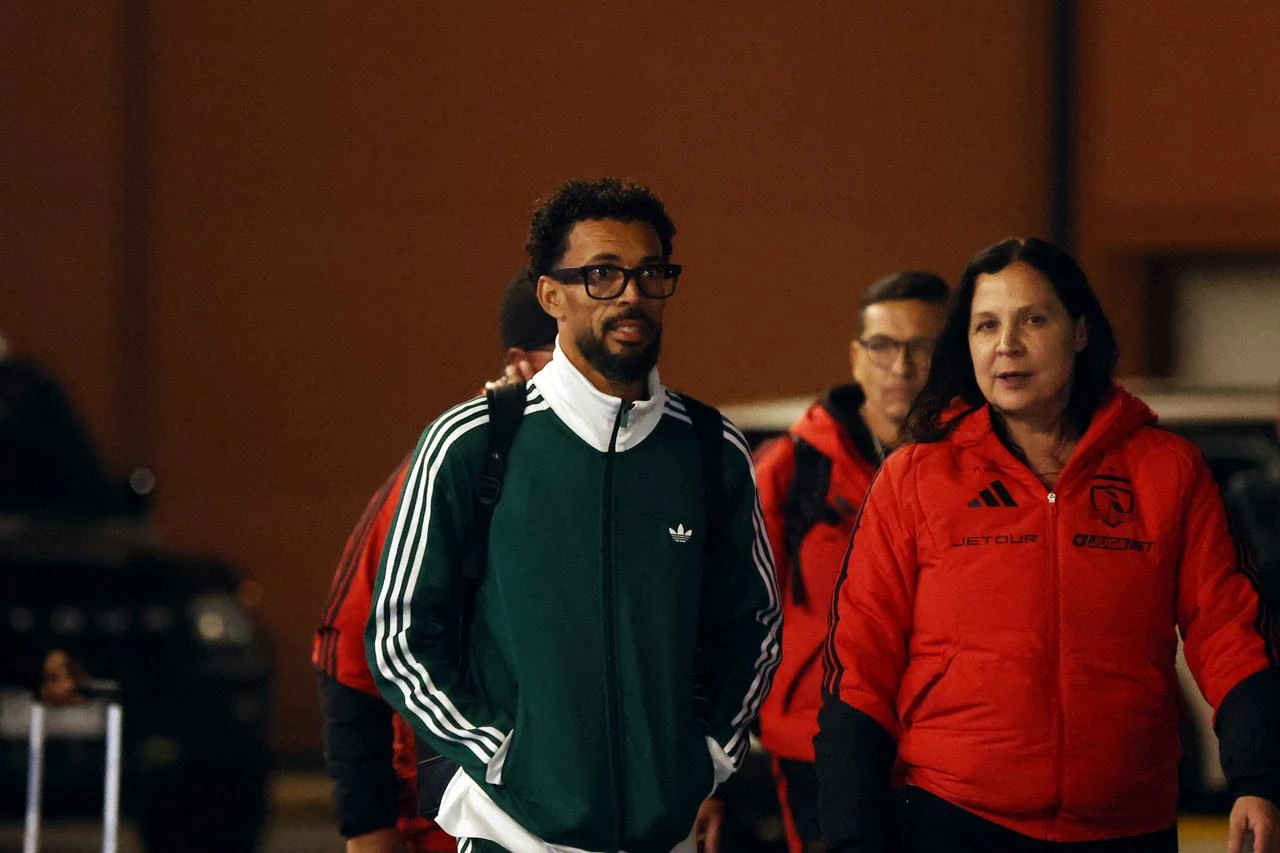 Colo Colo sign Cape Verde's World Cup breakout goalkeeper Vozinha