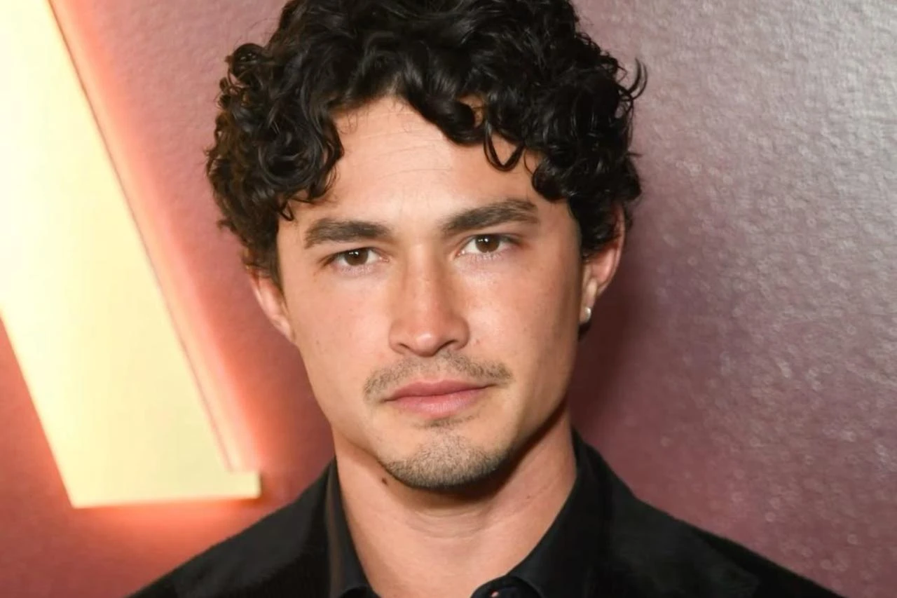 Gavin Leatherwood joins Nina Dobrev in new rom-com film