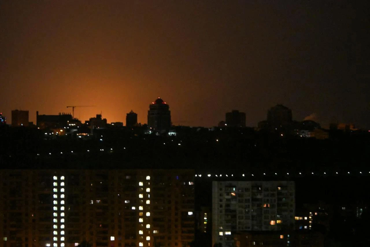 This photograph shows glow during Russian missile strikes on the Ukrainian capital of Kyiv on July 19, 2026, amid the Russian invasion in Ukraine. (AFP Photo)