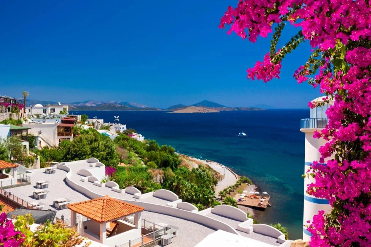 Bodrum still sells Aegean dream to tourists—fewer Turks can afford to buy it