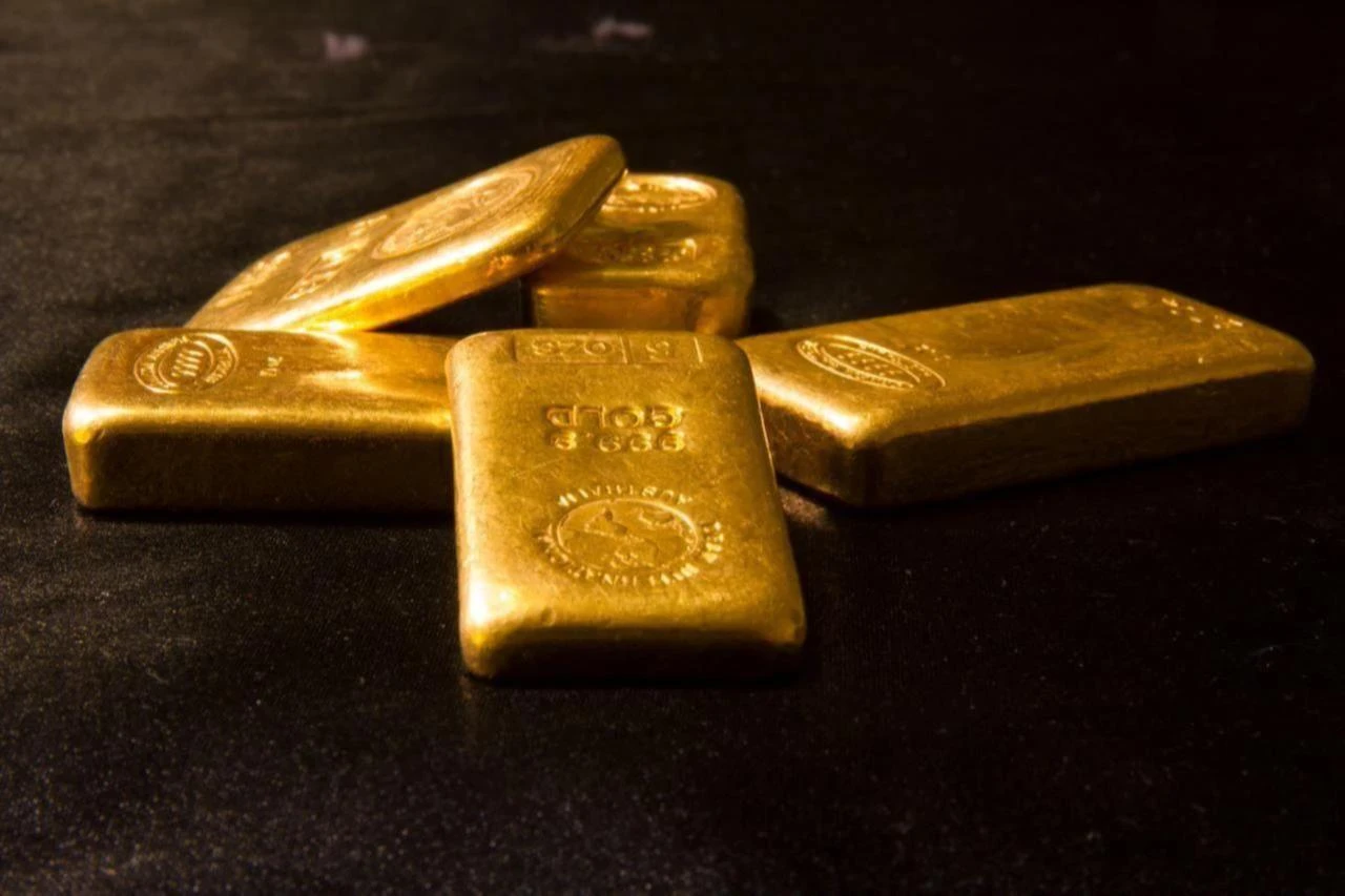 Gold jumps to 1-month high as markets eye new Hormuz order