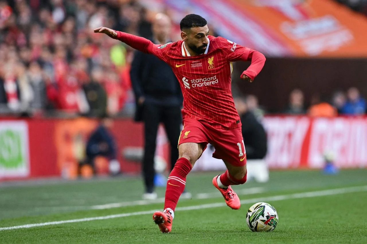 Liverpool's Mohamed Salah controls the ball during the English League Cup final football match against Newcastle United at Wembley Stadium, London, U.S., March 16, 2025. (AFP Photo)