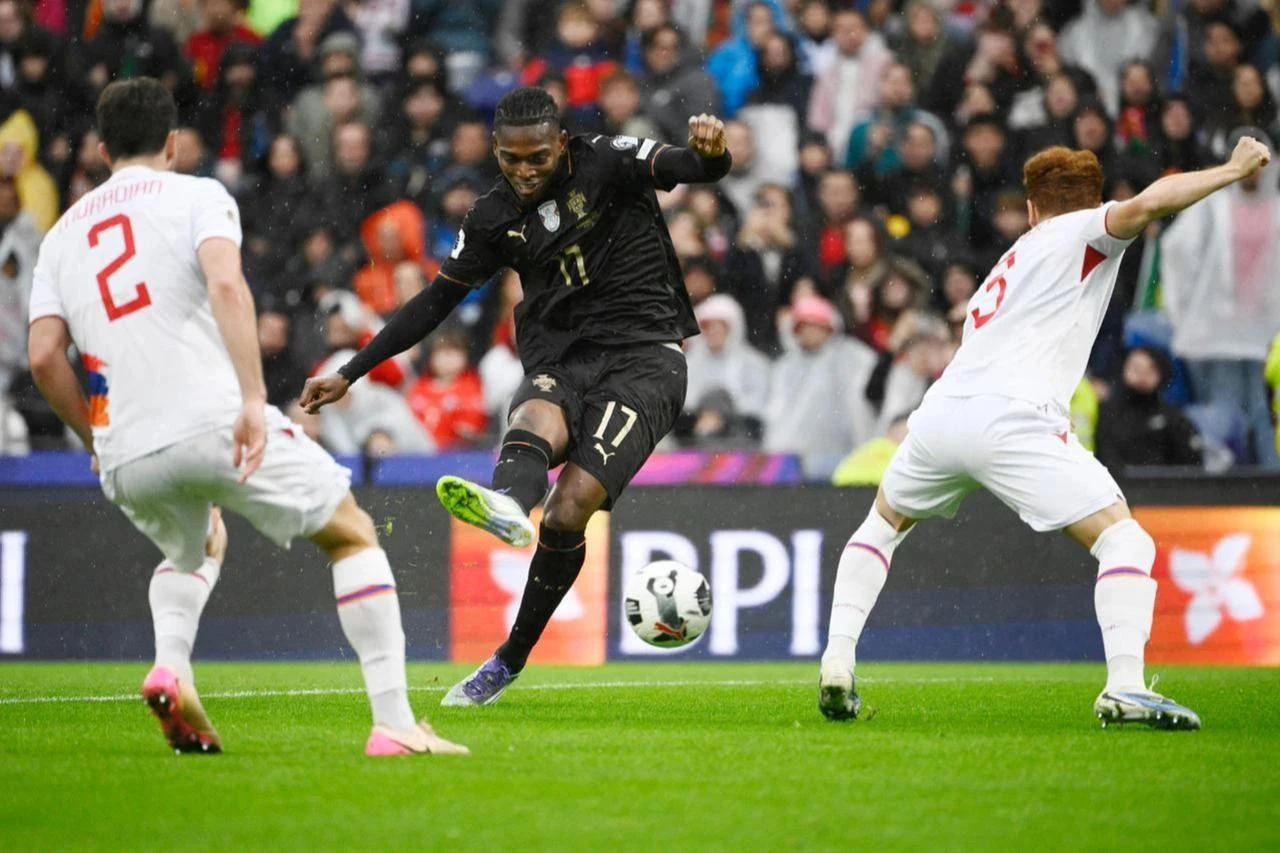 Galatasaray prepare new Rafael Leao bid after Milan reject €35M offer