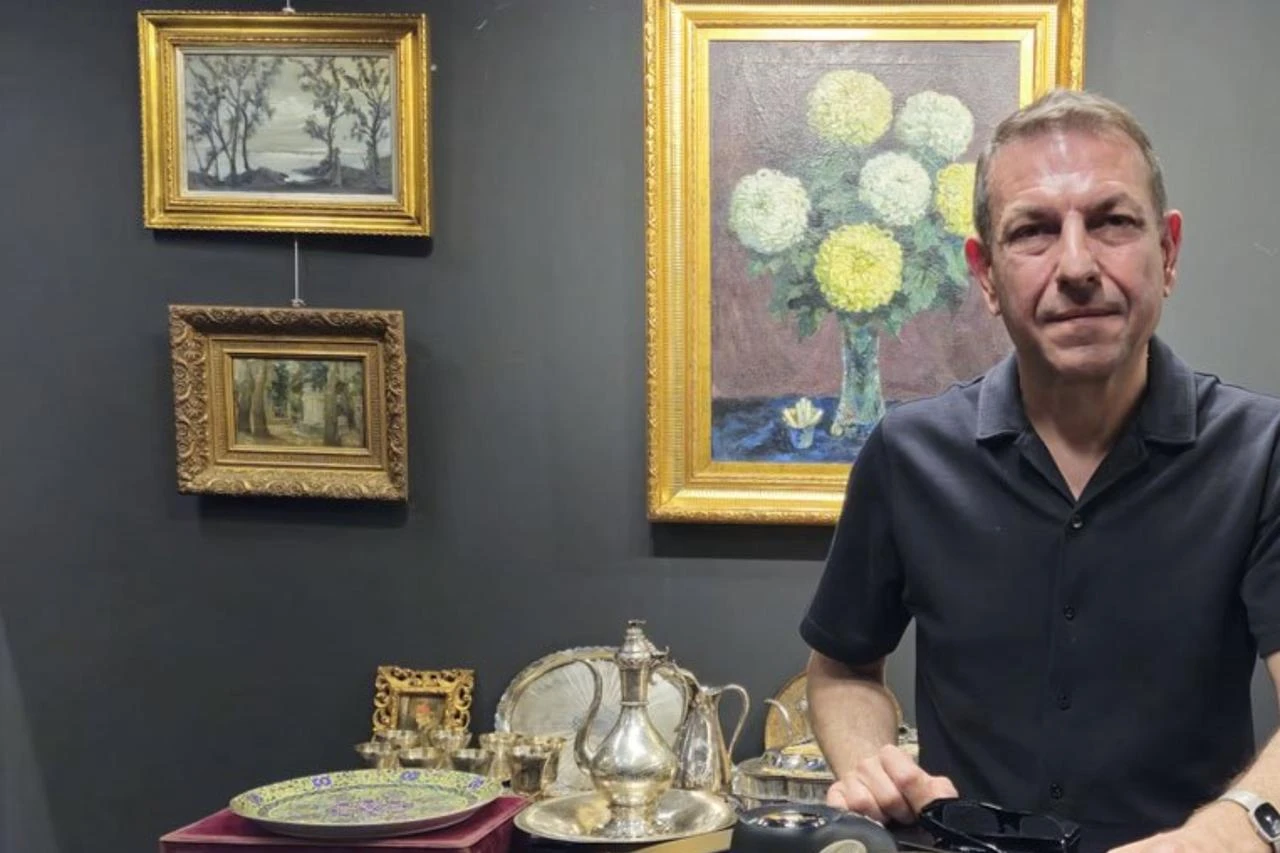 Online bidding fuels counterfeit art market, Turkish auctioneer warns