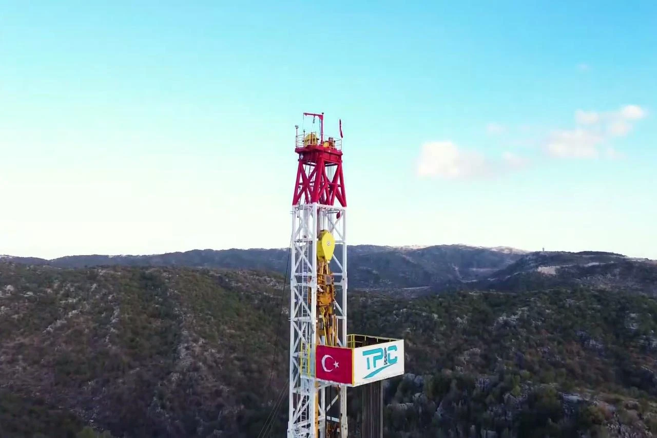 Türkiye's Gabar oil field hits record 83,300 barrels a day, says energy minister