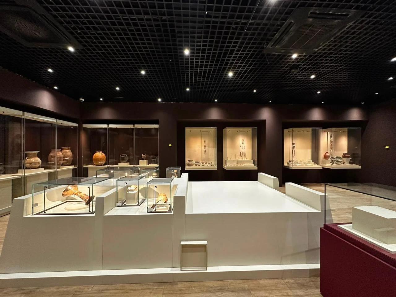 Artifacts are displayed inside the renovated Malatya Archaeology Museum ahead of its reopening to visitors in Malatya, Türkiye. (Photo via X/@MehmetNuriErsoy)