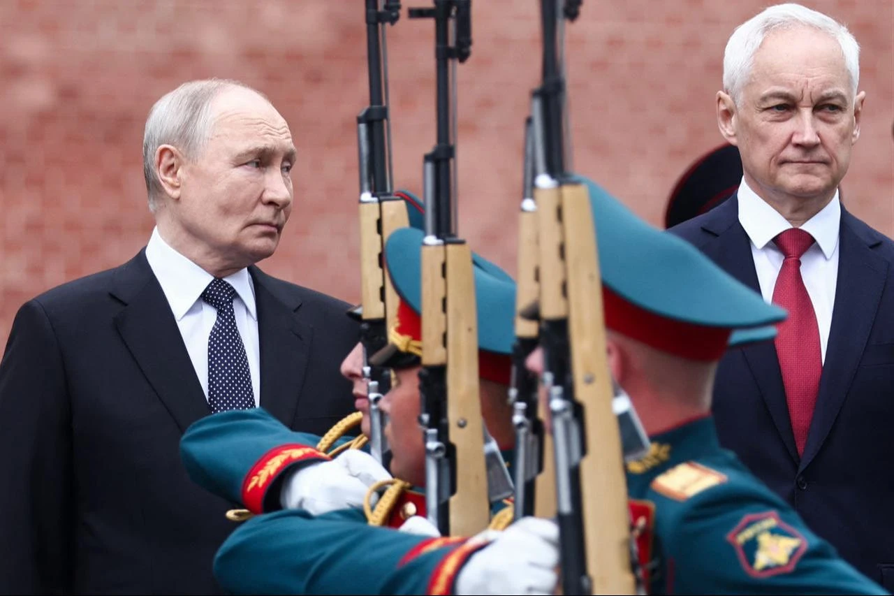 Russia's President Vladimir Putin and Defense Minister Andrei Belousov attend a wreath-laying ceremony at the Tomb of the Unknown Soldier by the Kremlin wall in Moscow, June 22, 2026. (AFP Photo)