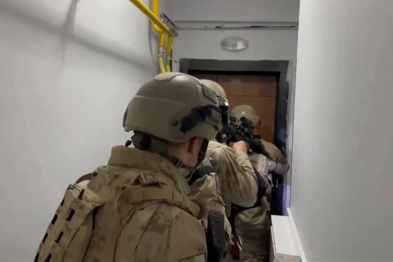 Türkiye detains 104 suspects in Daesh operations across 30 provinces