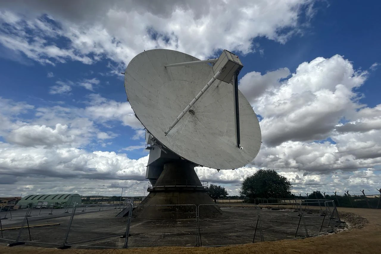 UK agency tracks 46,000 pieces of space junk to prevent collisions