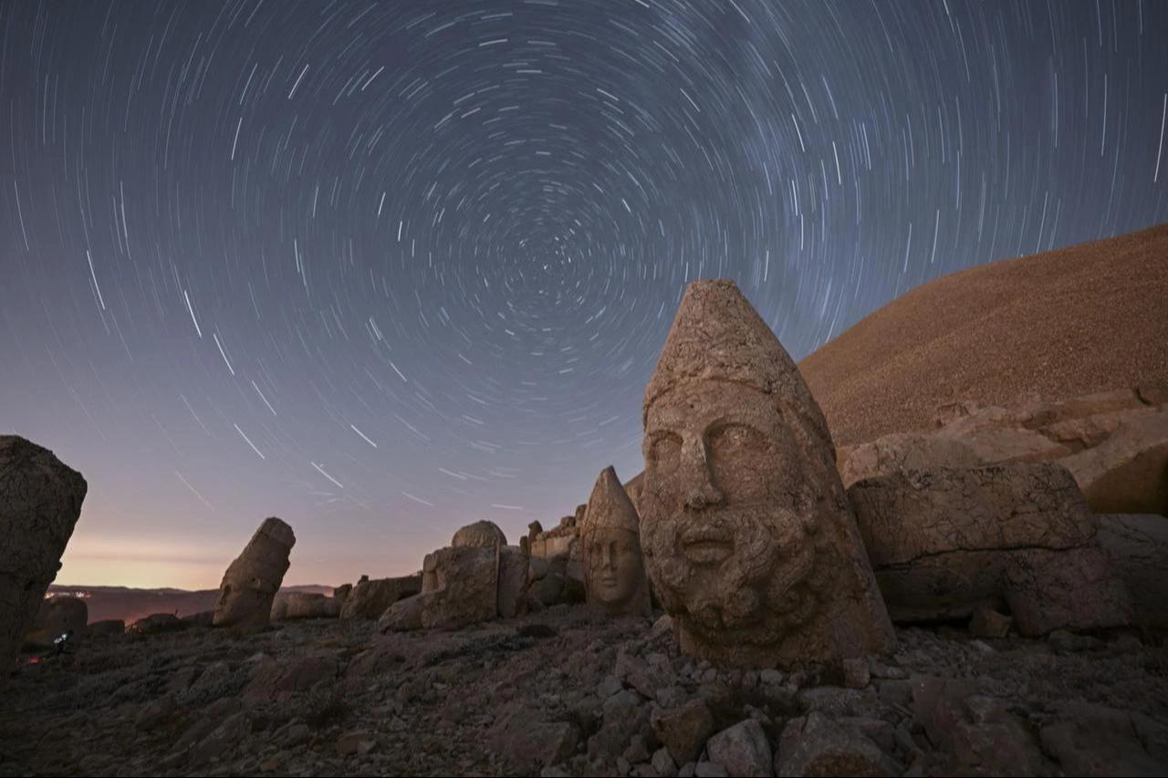 Perseid meteor shower is observed at Mount Nemrut Ruins, UNESCO World Heritage Site at the 2,150-meter-altitude in Adiyaman, Türkiye, August 11, 2024. (AA Photo)
