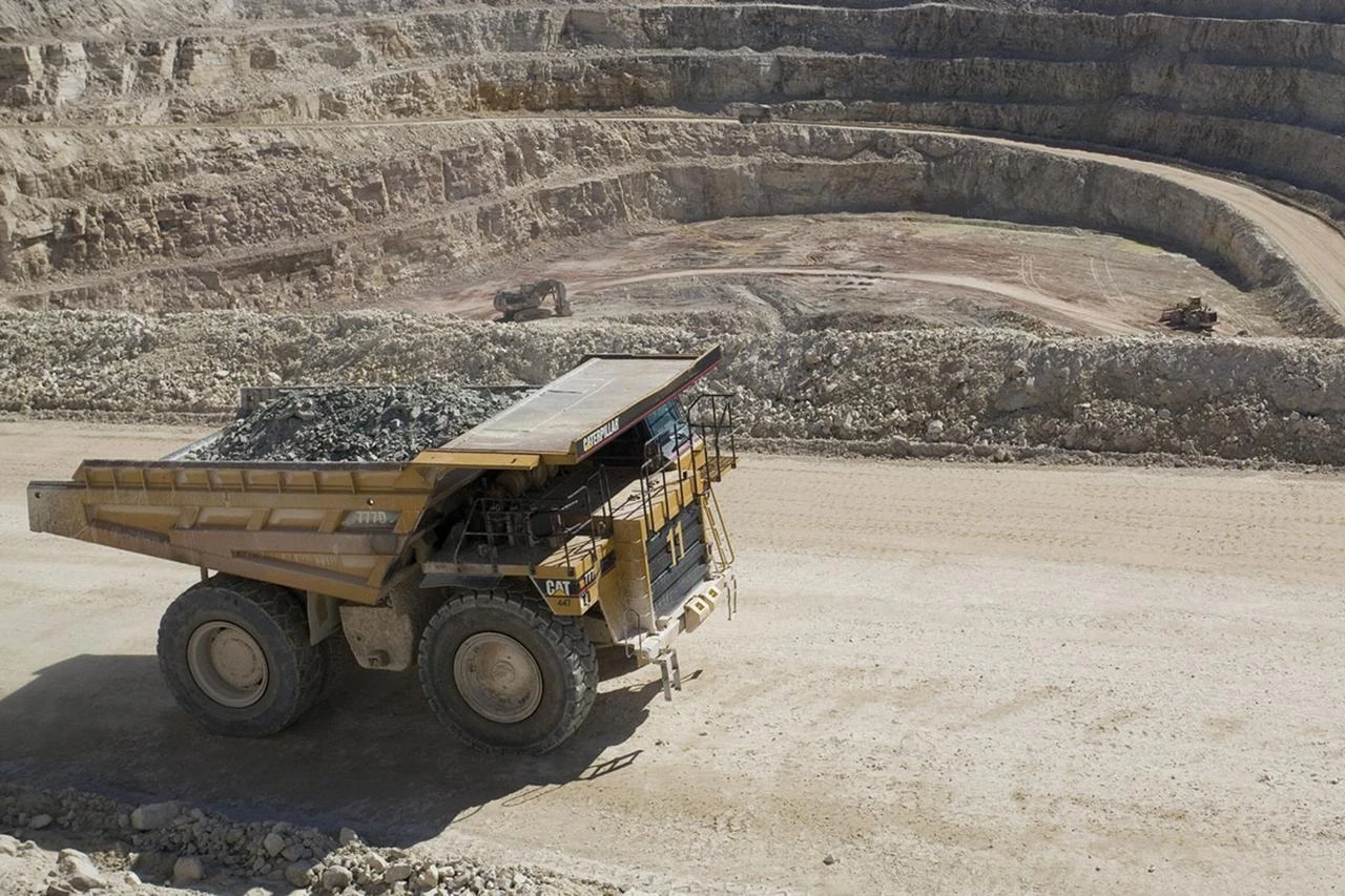 Romanian nuclear firm seeks 300 tons of Niger uranium held in Niamey