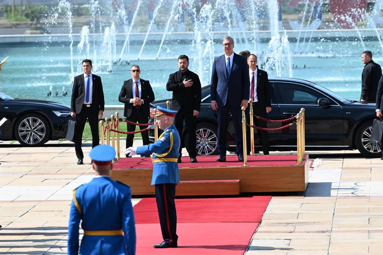 Serbian President Aleksandar Vucic welcomes Ukrainian President Volodymyr Zelenskyy, who is making his first visit to Serbia, with an official ceremony at the Palace of Serbia in Belgrade, Serbia, on August 8, 2026. (AA Photo)