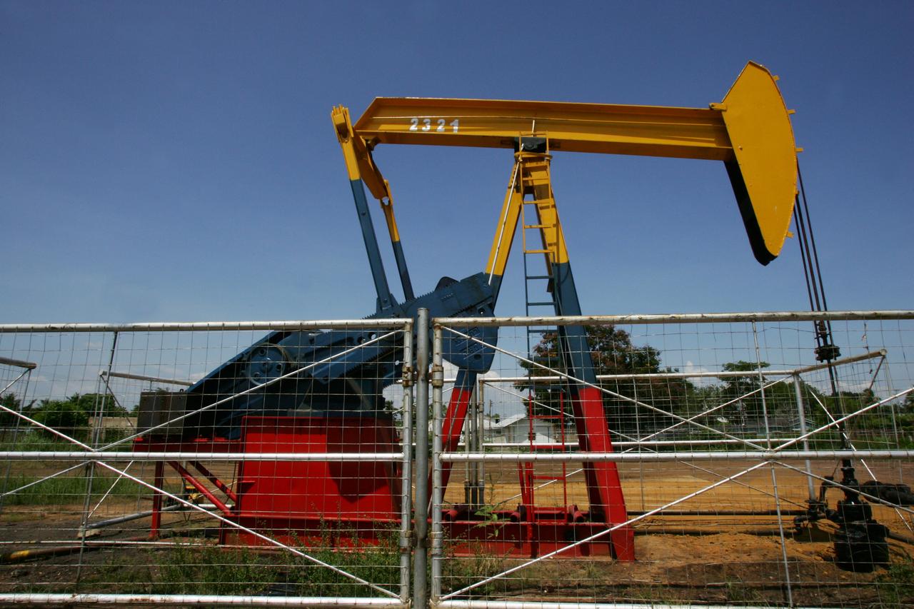 White House outlines Venezuela deal as Trump vows to take ‘all the oil’