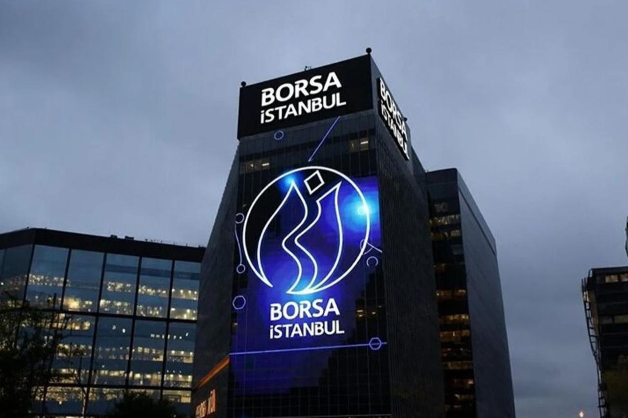 $2.7B drains from Turkish funds as market rules change for major players