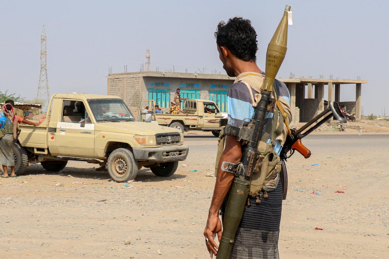 Pakistan warns Iran to rein in Houthis as Riyadh strikes back: Report