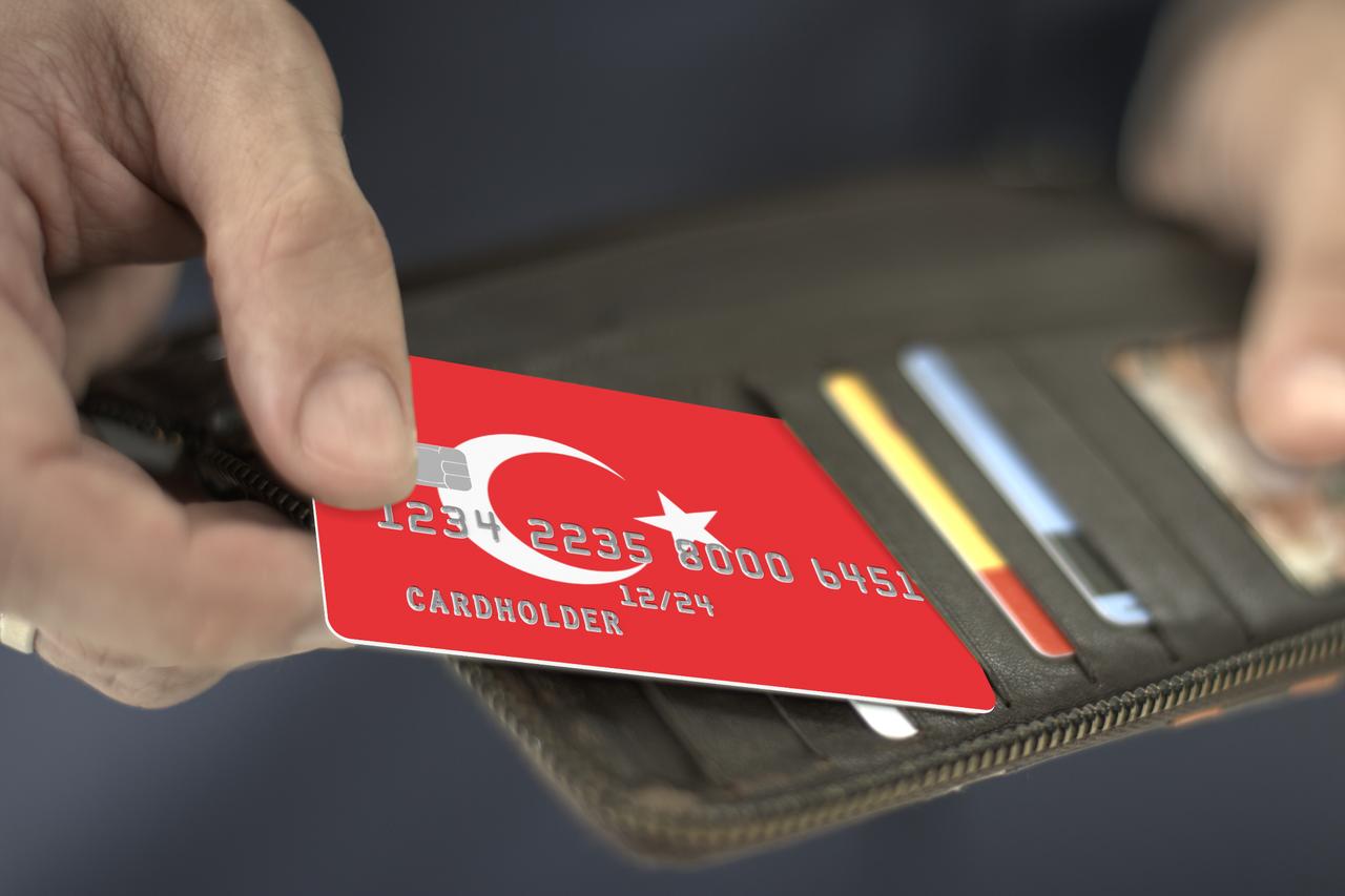 Türkiye tops Europe with 142M credit cards as digital payments boom