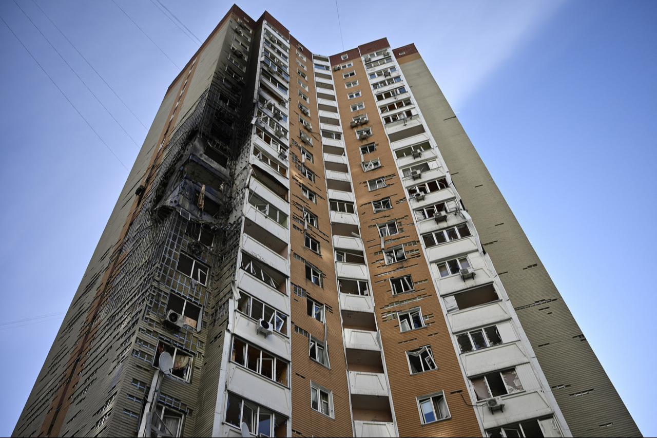 This photograph shows a damaged high-rise residential building following a drone attack in Kyiv on September 9, 2026. (AFP Photo )