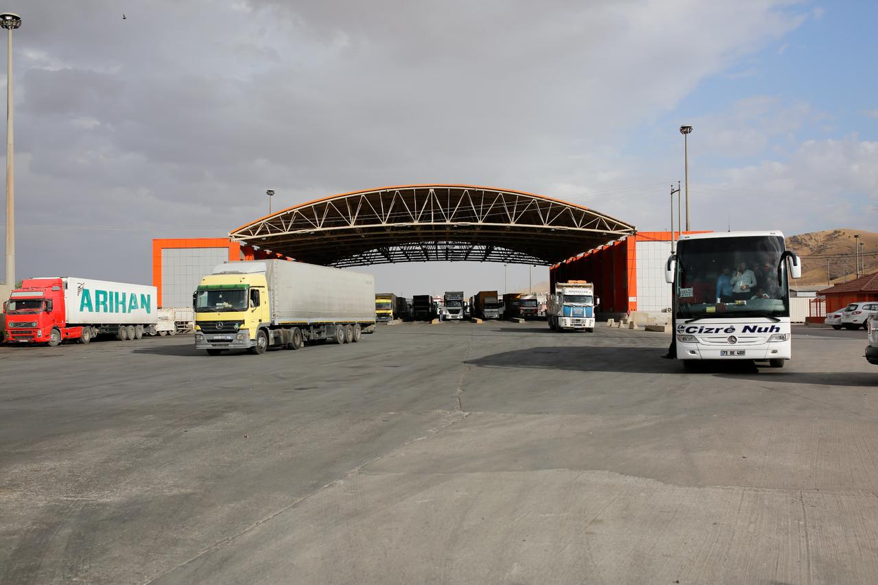 Iraq closes several border crossings after drones launched toward Saudi pipeline