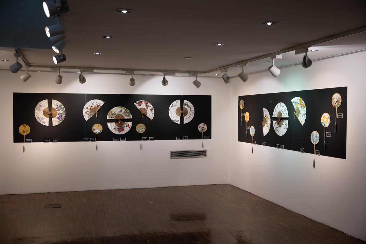A view of traditional Korean fans and decorative artworks on display at the Korean Cultural Center in Ankara, Türkiye. (AA Photo)