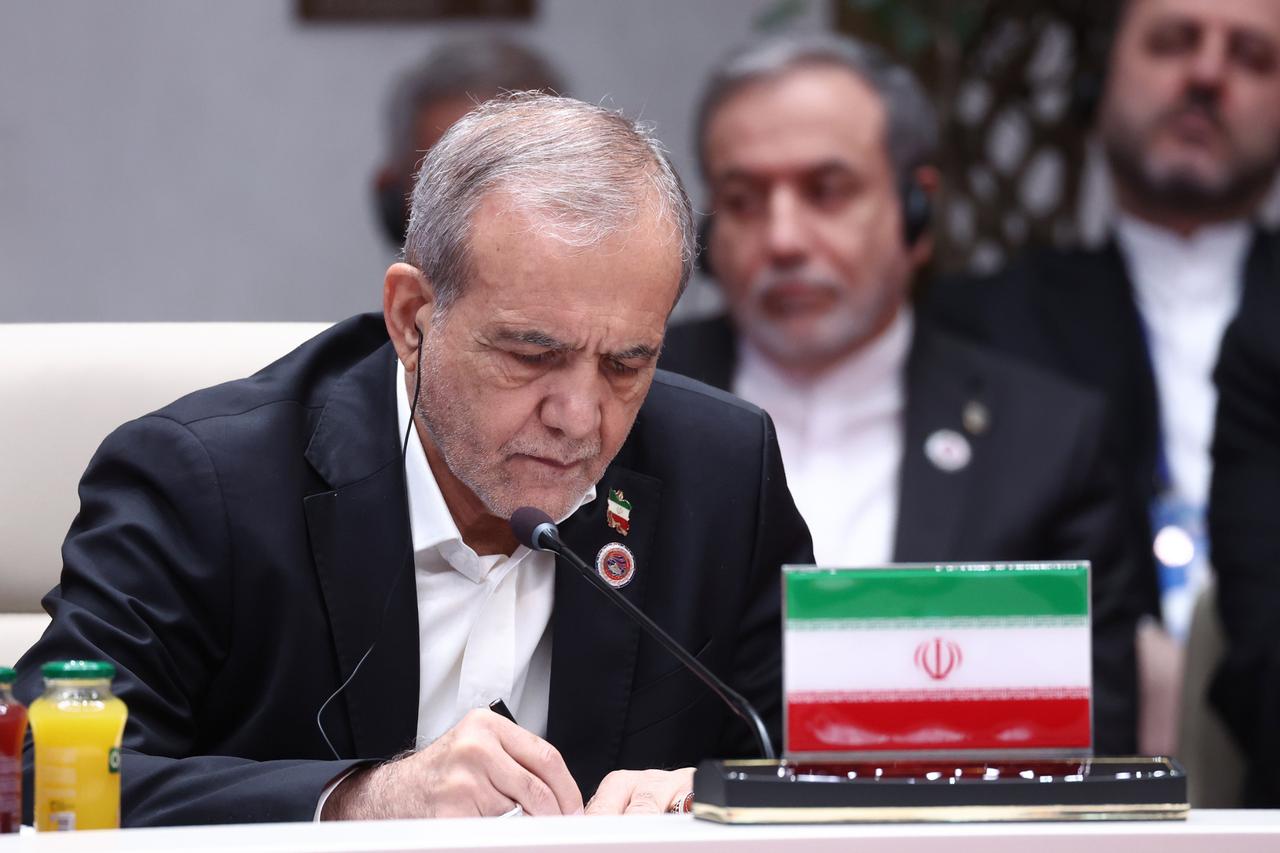 No talks with US without full compliance, Iran says