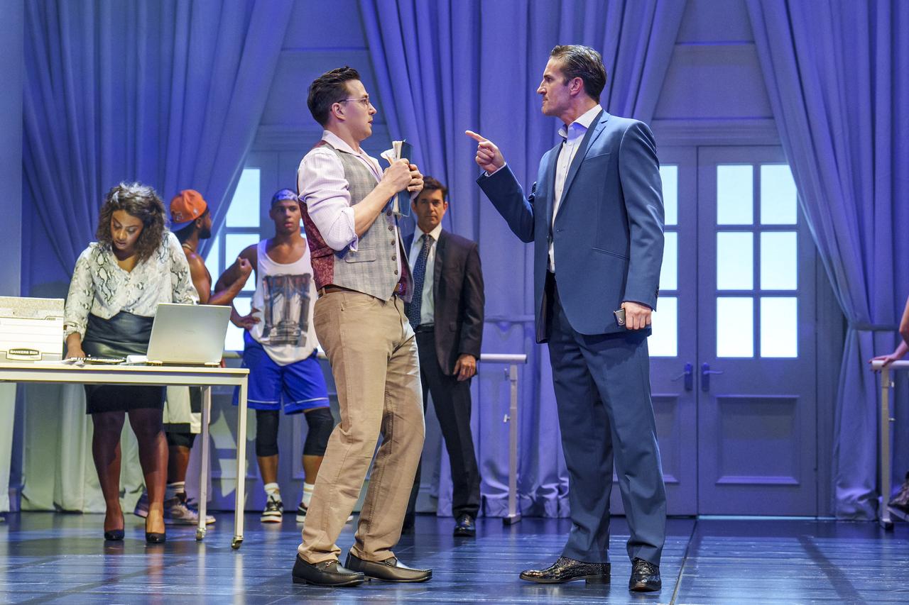 Cast members from "The Bodyguard" on stage ahead of the musical's Turkish run in Istanbul. (AA photo)