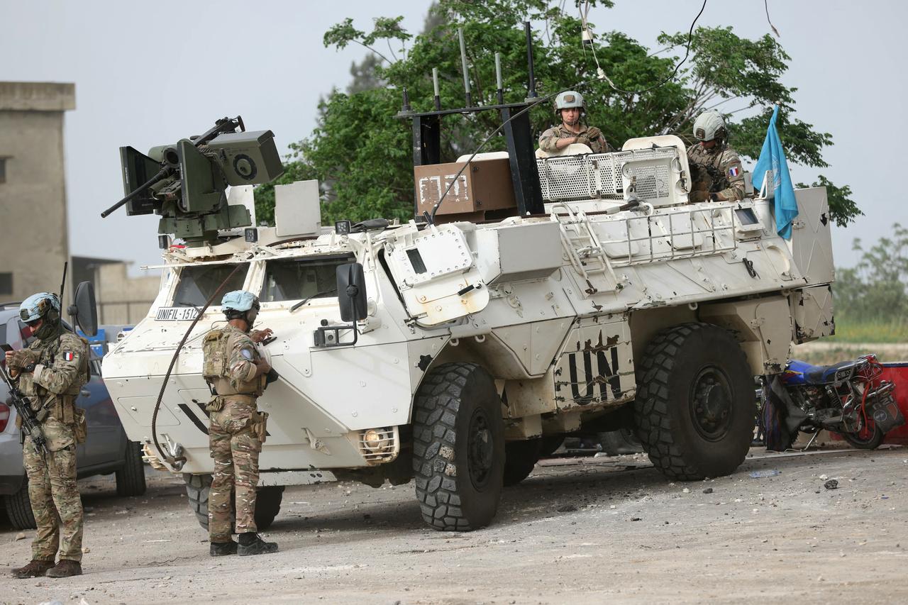 A French contingent of the United Nations Interim Force in Lebanon (UNIFIL) patrols the area in southern Lebanon near Al-Qasmiyeh on April 18, 2026. (AFP Photo)