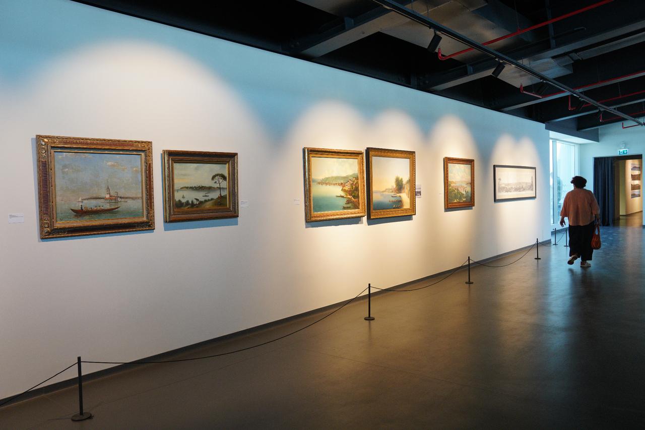  Istanbul opens new Bosphorus museum in Kabatas