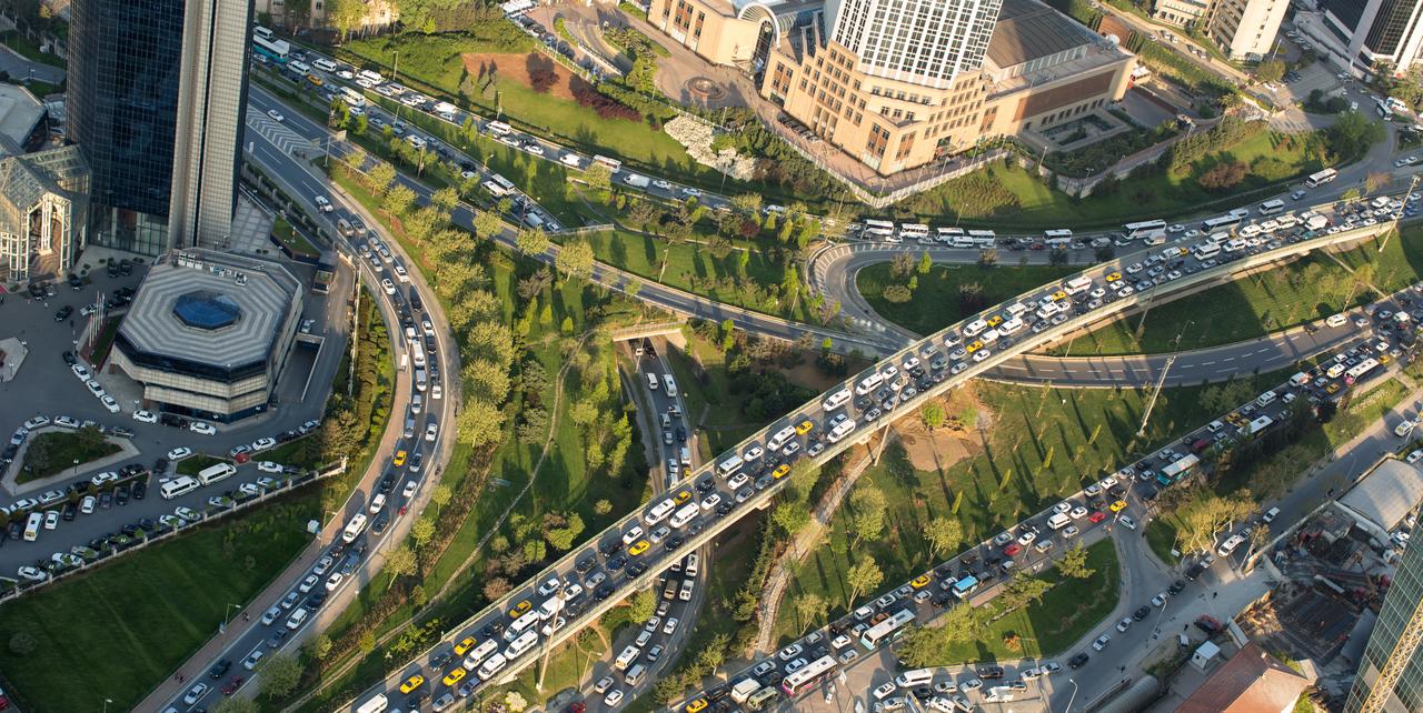 Heavy traffic fills roads and overpasses in Istanbul, Türkiye. (Adobe Stock Photo)