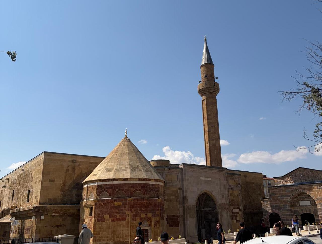 Frontal view of the historic Sokullu Mehmet Pasa Bedesten in Nigde. (Photo via Türkiye Today Staff)