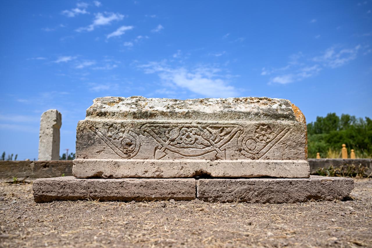Children's gravestone with rare chevgan motif unearthed in Van