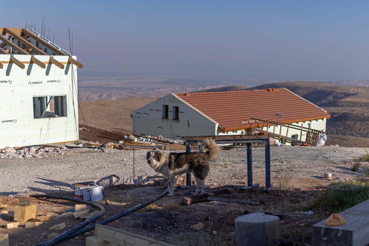 Israeli Human Rights Organization Charges Israel with Effacing Palestinians from the West Bank Israeli Human Rights Organization Charges Israel with Effacing Palestinians from the West Bank