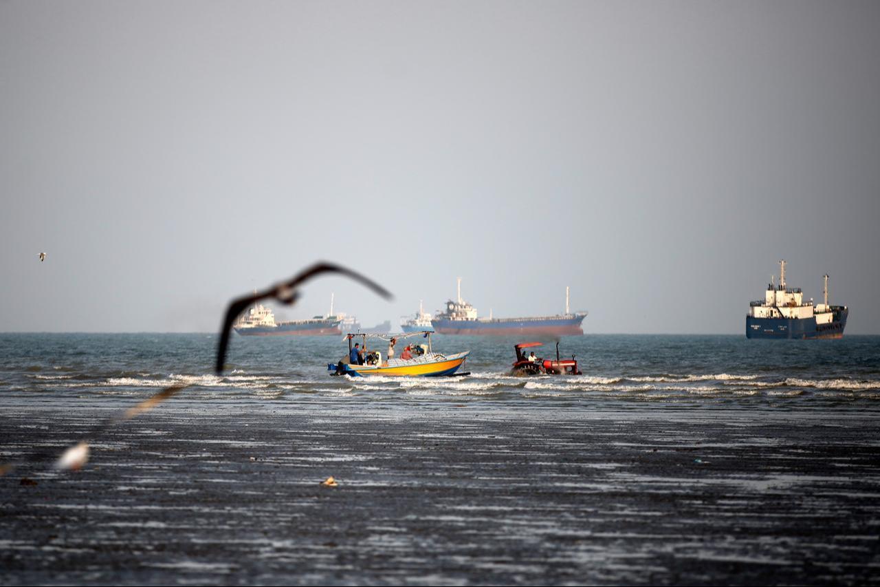 Daily life continues in the strategic port city of Bandar Abbas on the Strait of Hormuz amid ongoing tensions between Iran and the United States, Bandar Abbas, Iran, Sept. 12, 2026. (AA Photo)