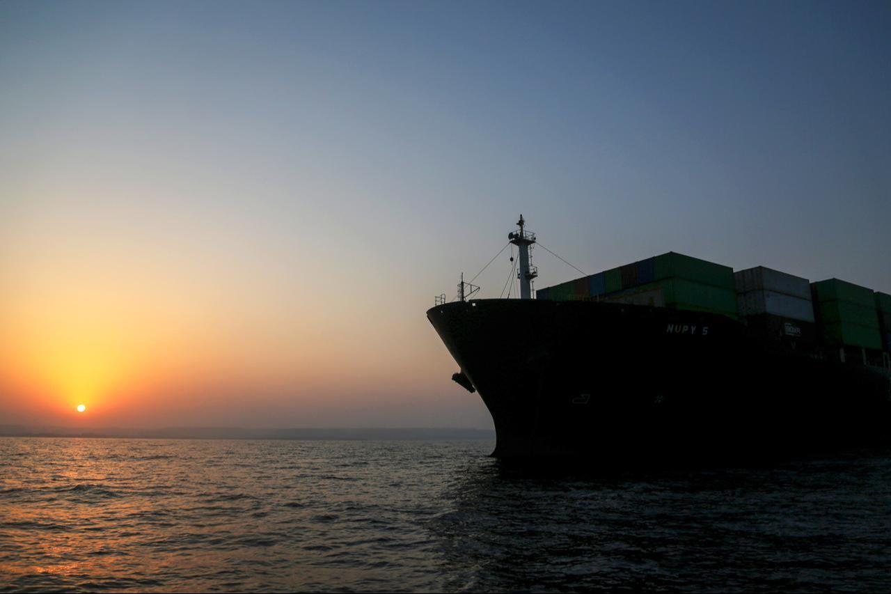 Commercial vessels are seen anchored between Iran’s Qeshm and Larak islands amid disruptions to maritime traffic in the Strait of Hormuz, Iran, September 11, 2026. (AA Photo)