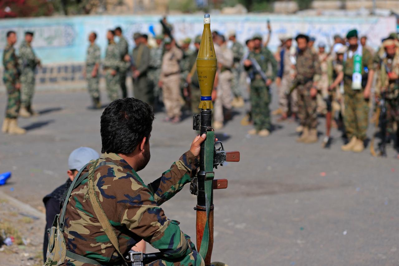 Fighters loyal to the Houthi authorities gather during a rally to recruit more fighters in Sanaa on September 10, 2026. (AFP Photo)