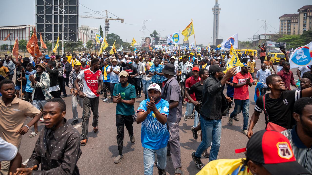 DR Congo police clash with protesters over Tshisekedi's plan