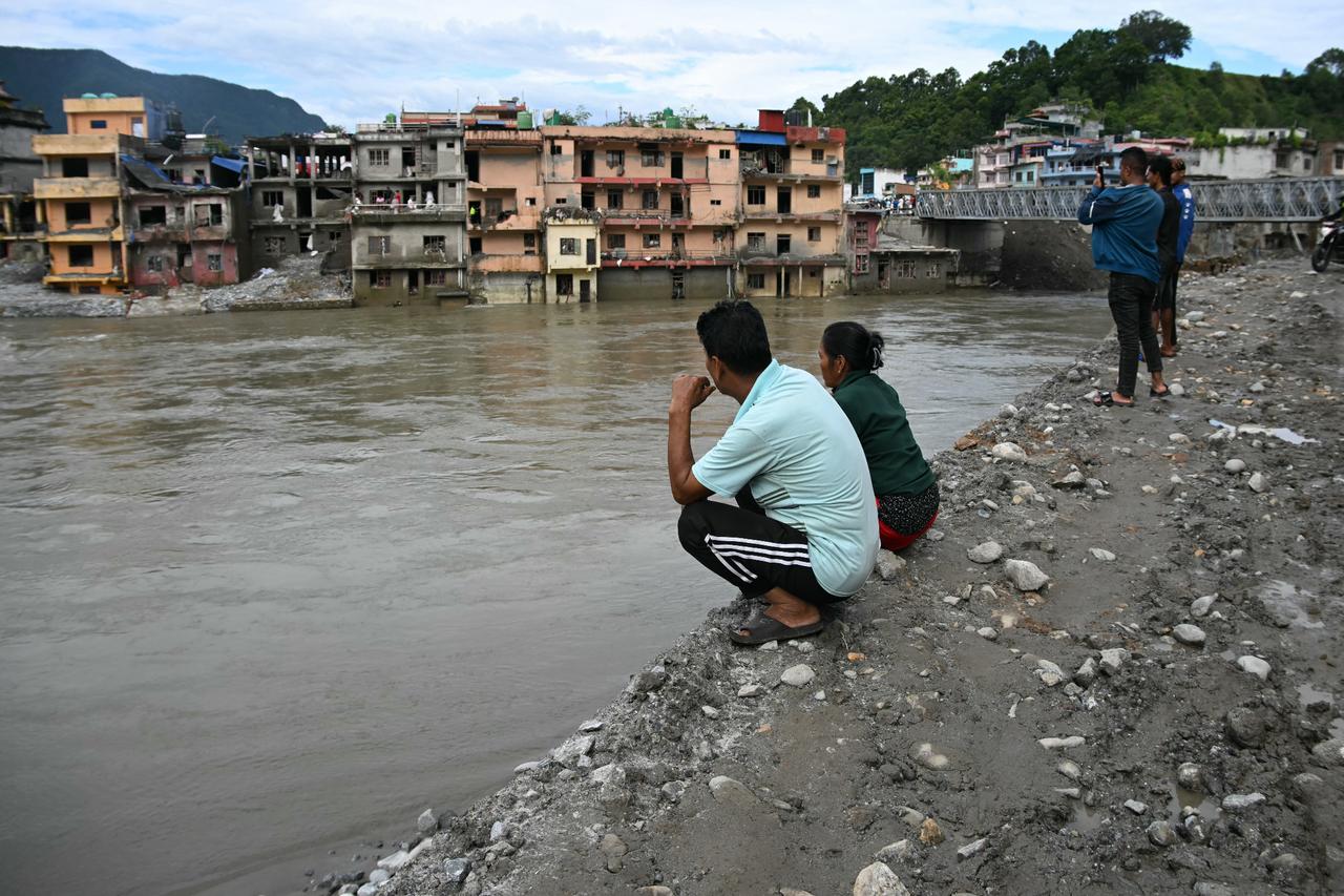 Flood death toll at Nepal-China border rises to 1,442