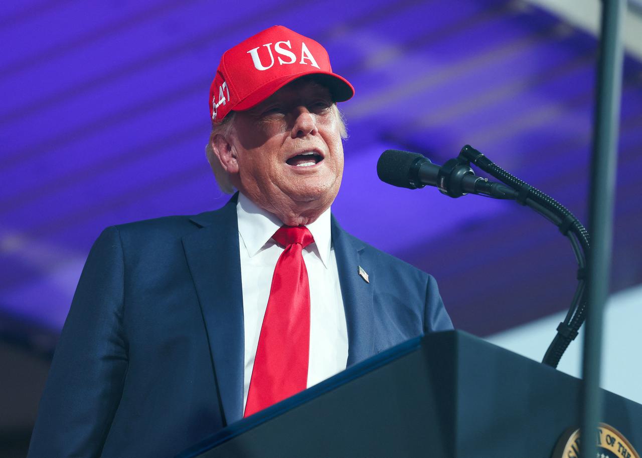 U.S. President Donald Trump speaks during a campaign rally with North Carolina Republican Senate candidate and former RNC Chairman Michael Whatley at Gastonia Municipal Airport on September 16, 2026 in Gastonia, North Carolina. (AFP Photo)