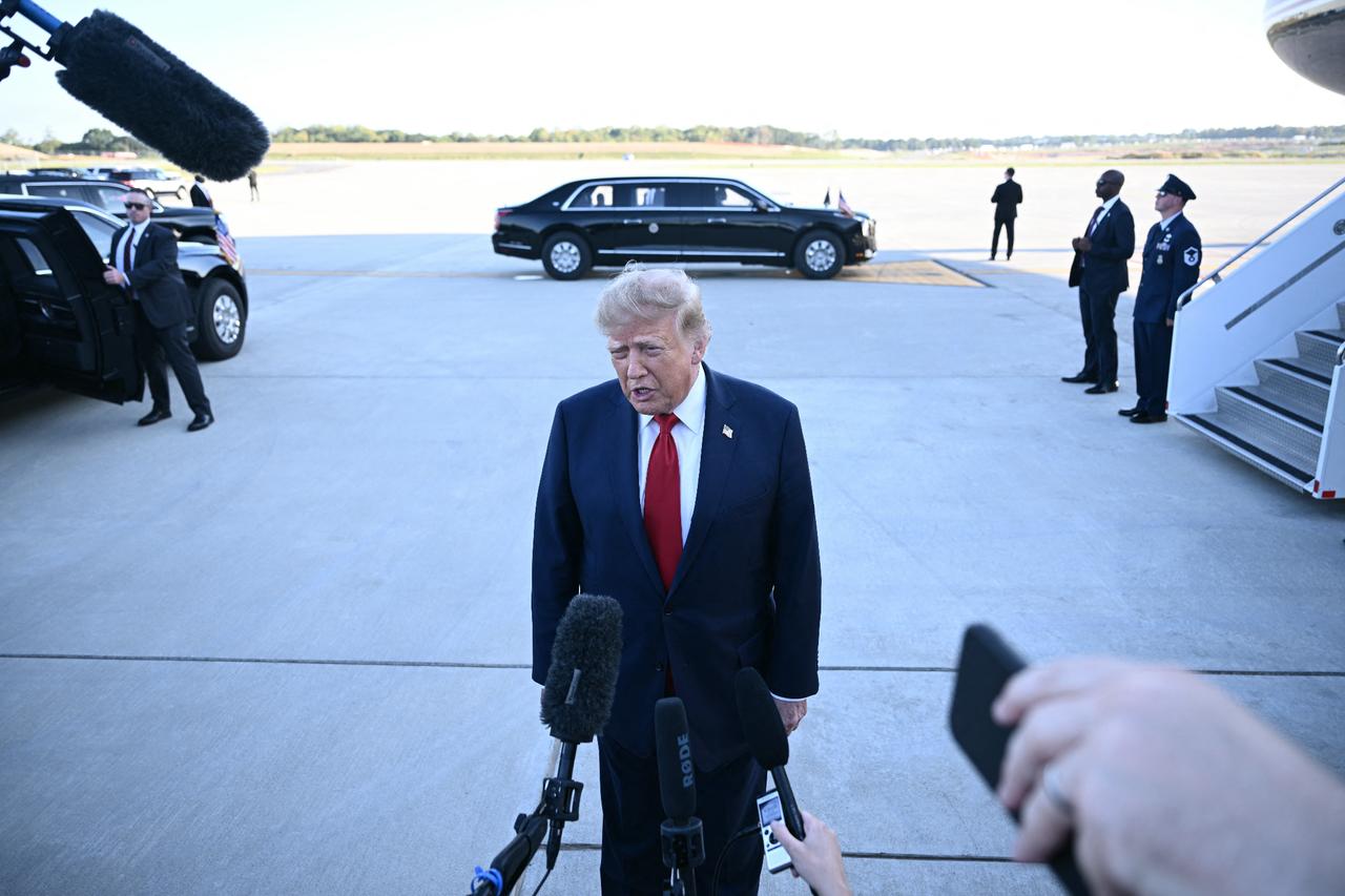 Trump threatens EU over 'hostile' Canada associate membership bid