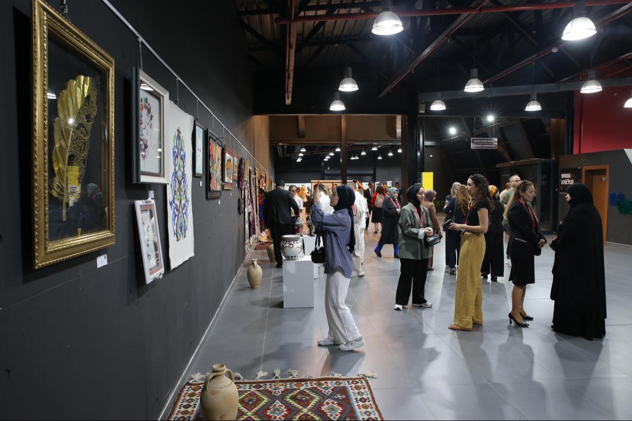 Festival guests view artworks and heritage pieces during the opening events of the Türkiye Culture Route Festival at Van Museum. (AA Photo)
