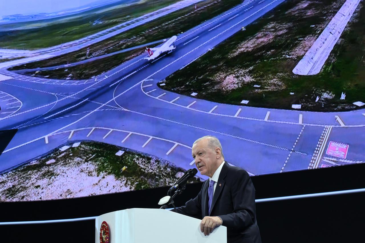 Istanbul Airport opens 4th runway with first flight to Helsinki