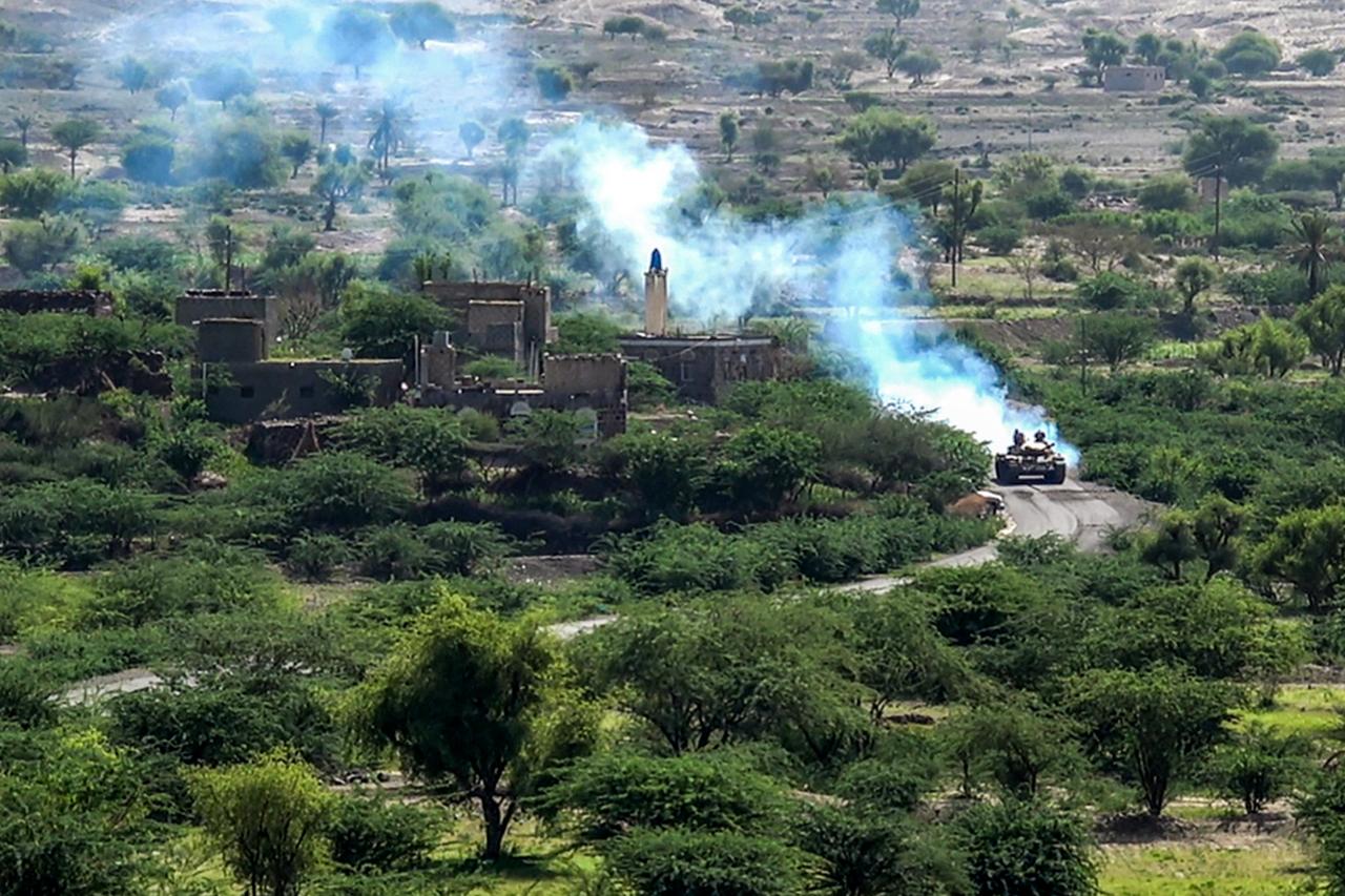 Pakistan vows to defend Saudi Arabia ‘to any extent’