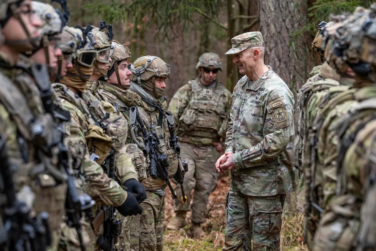 US Army Chief of Staff Randy George speaks to US soldiers at the Hohenfels Training Area in southern Germany, accessed on Sept. 18, 2026. (AFP Photo)
