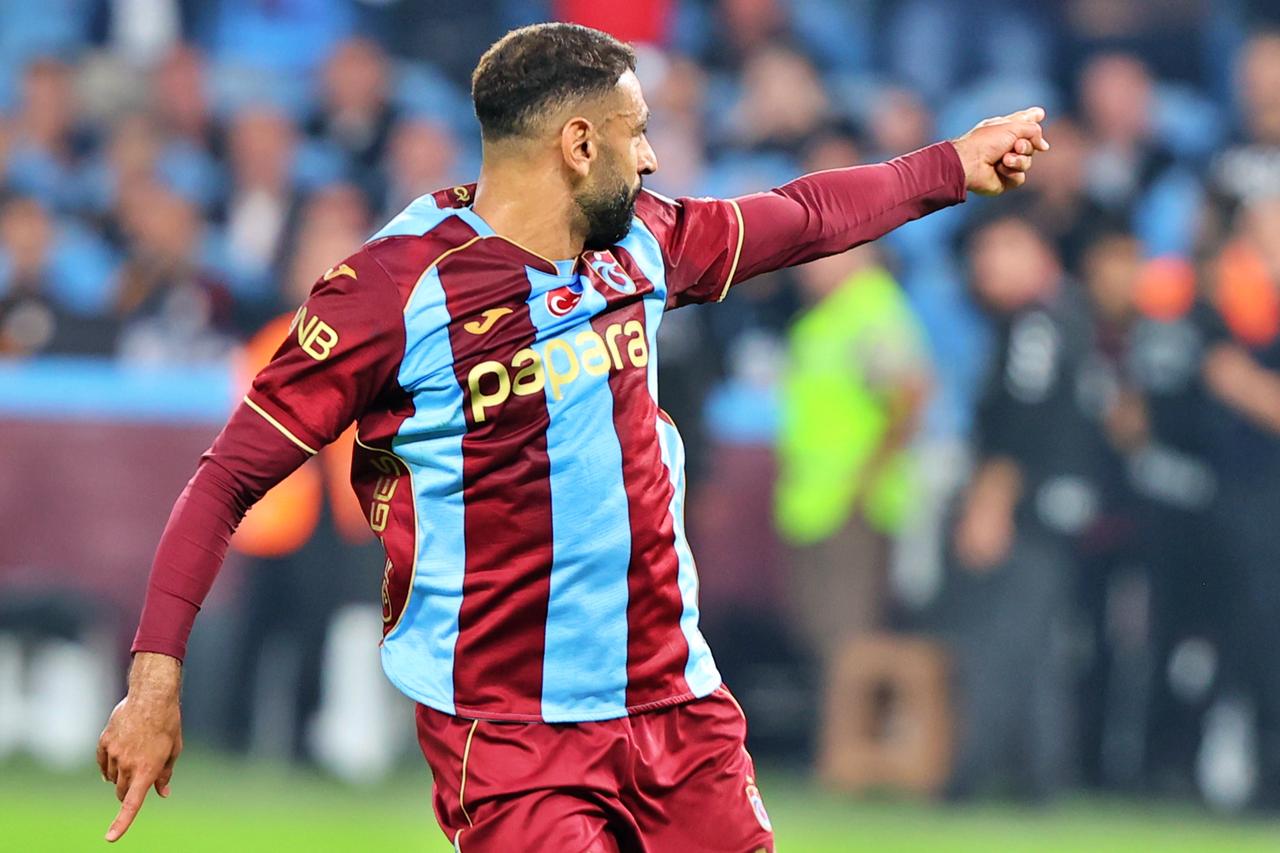 Mohamed Salah's hat-trick sinks Galatasaray 4-0 in his first Turkish derby