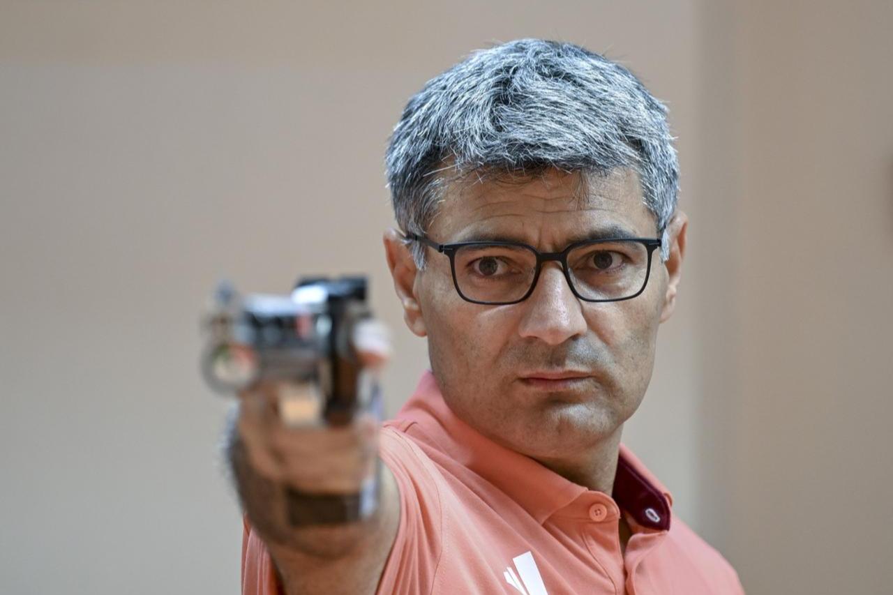 Paris 2024 star Yusuf Dikec signs long-term deal with Turkish arms maker Derya Arms