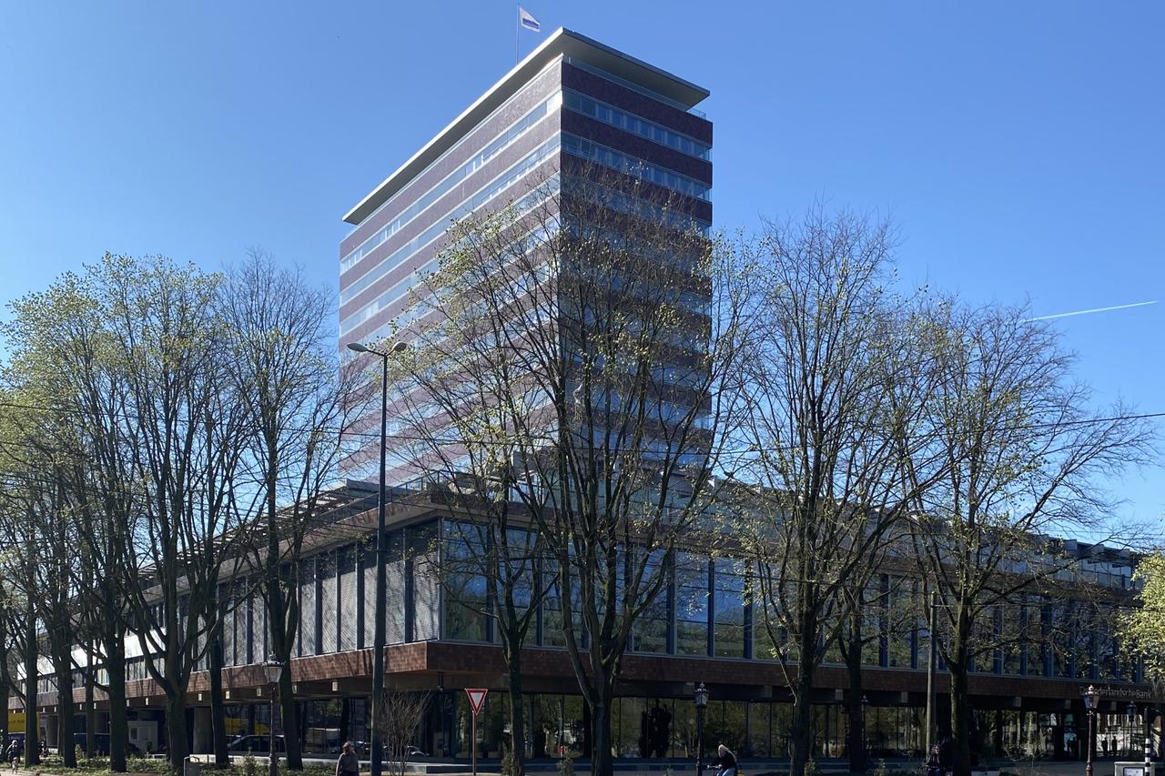 Dutch central bank shifts 86 tonnes of gold from US and Canada to London